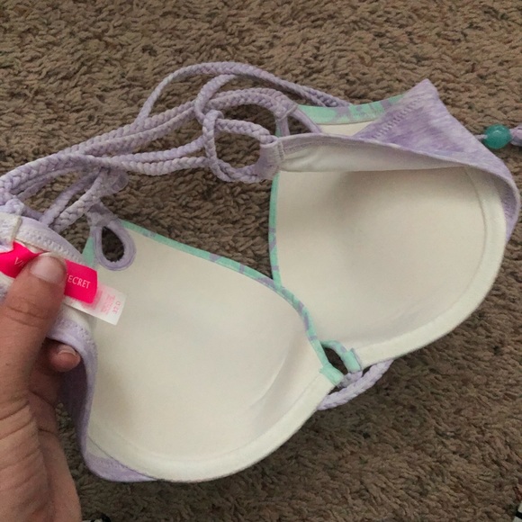 Victoria’s Secret bathing suit - Picture 2 of 2